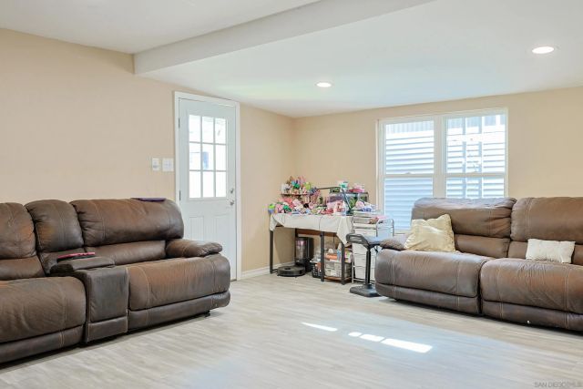 200 Olive Ave 101, Vista, CA 92083