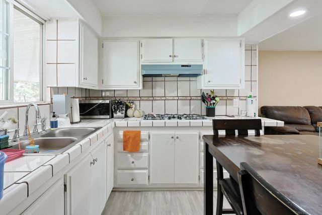 200 Olive Ave 101, Vista, CA 92083