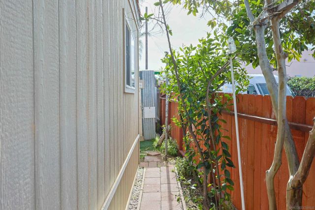 200 Olive Ave 101, Vista, CA 92083