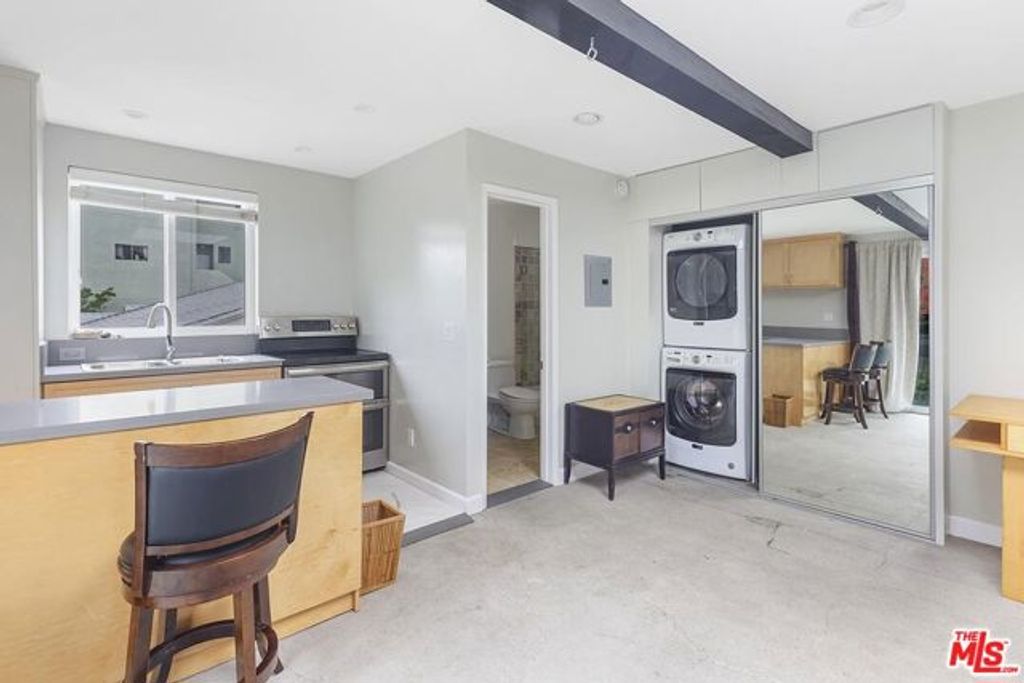 23 Ironsides Street, Marina Del Rey, CA 90292