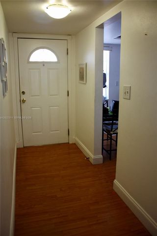 18555 NE 14th Avenue 702A, Miami, FL 33179