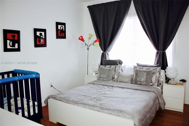 18555 NE 14th Avenue 702A, Miami, FL 33179