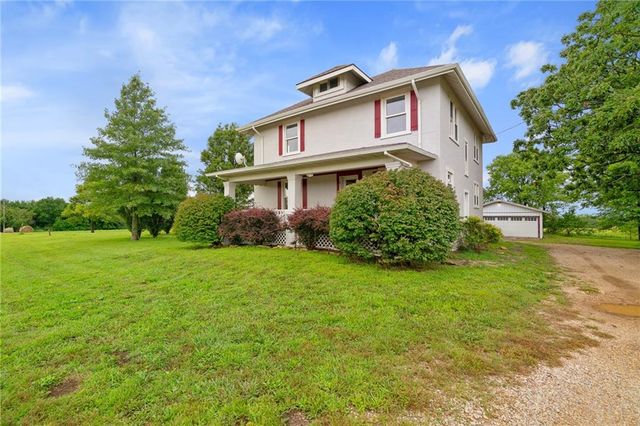 7556 E Hwy 56 Highway, Overbrook, KS 66524