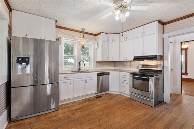 7556 E Hwy 56 Highway, Overbrook, KS 66524