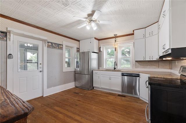7556 E Hwy 56 Highway, Overbrook, KS 66524