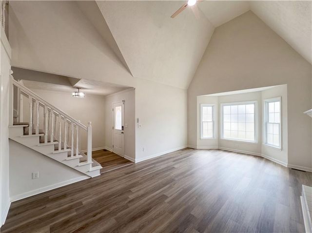 135 Forest Lake Way, Fayetteville, GA 30215