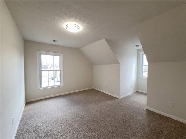 135 Forest Lake Way, Fayetteville, GA 30215