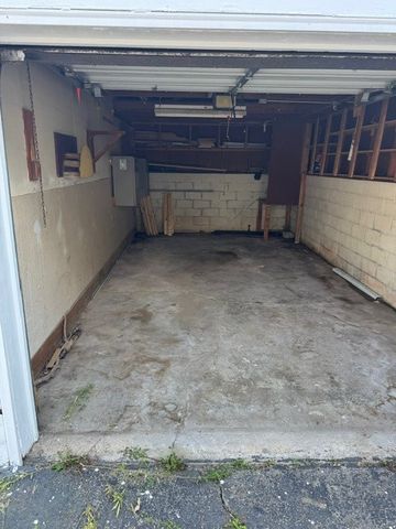 1919 8th Avenue SE, Cedar Rapids, IA 52403