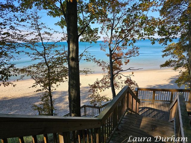 408 Park Drive, Douglas, MI 49406