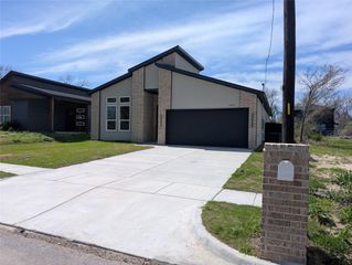 1890 JOHNSON Street, Greenville, TX 75401