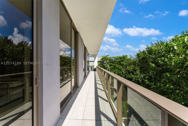 2678 Tigertail Ave 302, Miami, FL 33133
