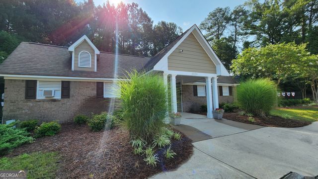 3249 Brockenhurst Drive, Buford, GA 30519