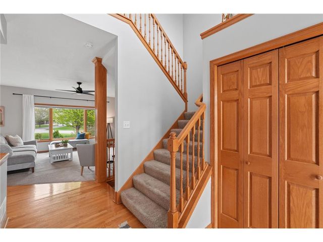 9595 Dunes Avenue, Cottage Grove, MN 55016