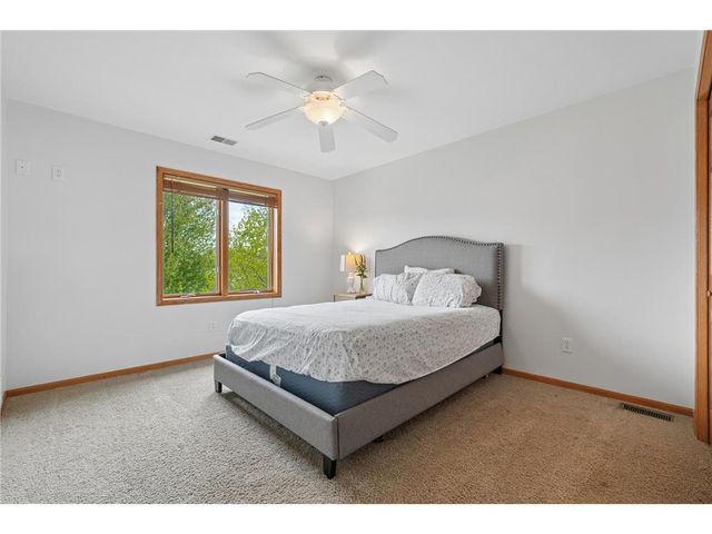 9595 Dunes Avenue, Cottage Grove, MN 55016