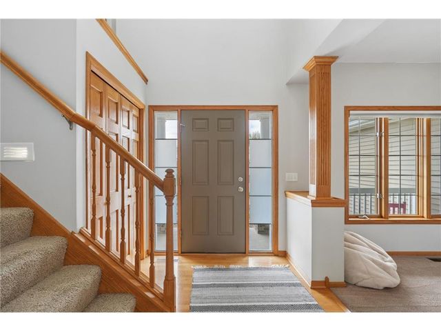 9595 Dunes Avenue, Cottage Grove, MN 55016