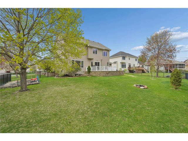 9595 Dunes Avenue, Cottage Grove, MN 55016