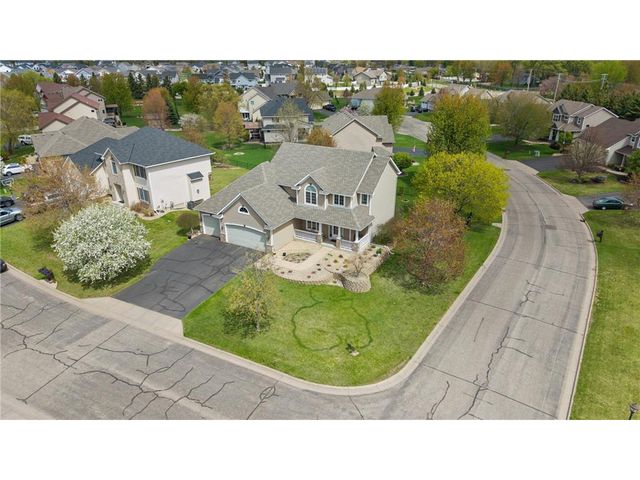 9595 Dunes Avenue, Cottage Grove, MN 55016