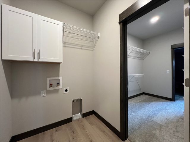 1298 Berkshire Lane, North Liberty, IA 52317