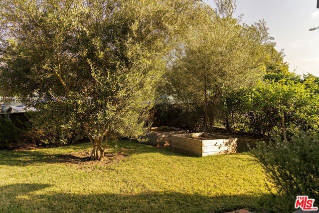 1635 N Avenue 54, Los Angeles, CA 90042