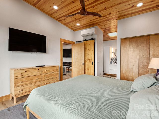 511 Emerald Mine Road, Spruce Pine, NC 28777