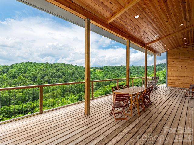 511 Emerald Mine Road, Spruce Pine, NC 28777