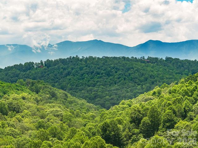 511 Emerald Mine Road, Spruce Pine, NC 28777