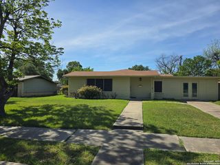 606 Shadywood, San Antonio, TX 78216