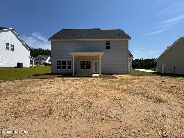 786 Southerland Peak Court, Raeford, NC 28376