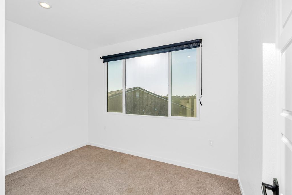 Image 24 of property listing at 1240 Atlantica Drive S, Madera, CA 93636