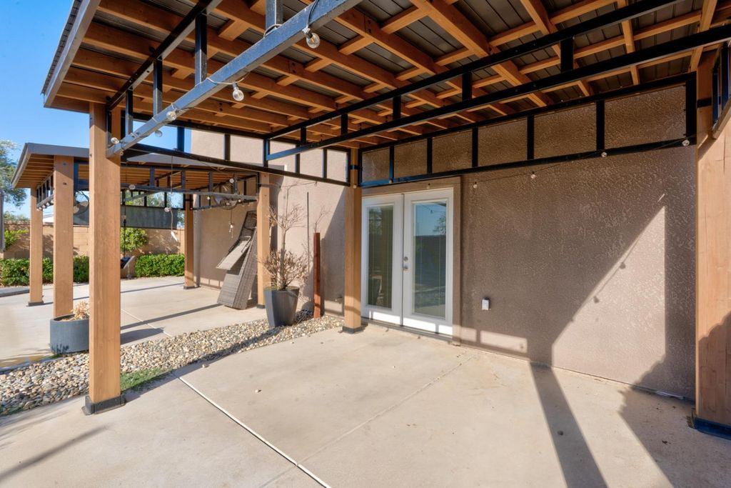 Image 41 of property listing at 1240 Atlantica Drive S, Madera, CA 93636