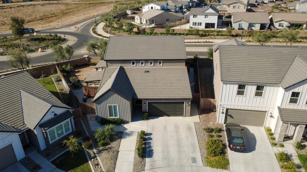 Image 49 of property listing at 1240 Atlantica Drive S, Madera, CA 93636