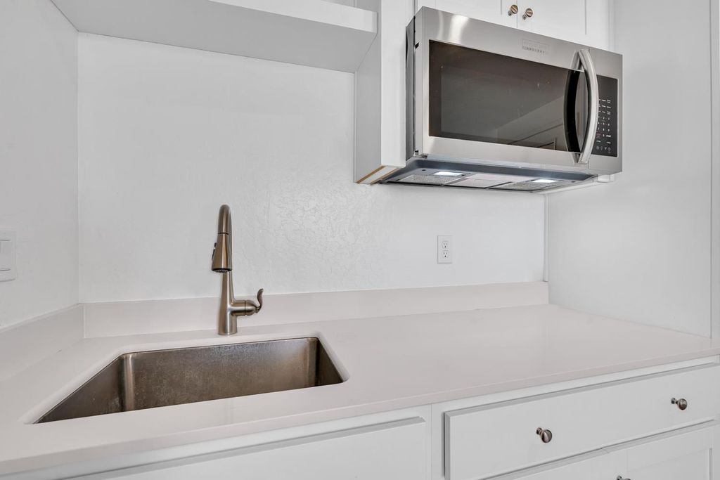 Image 61 of property listing at 1240 Atlantica Drive S, Madera, CA 93636