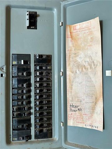 922 E 4th Street, Maryville, MO 64468