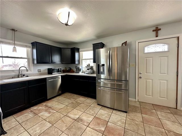 922 E 4th Street, Maryville, MO 64468