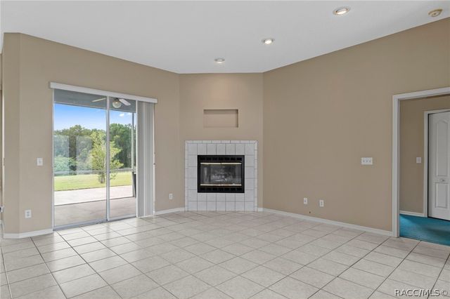 8424 E Zephyr Wing Court, Floral City, FL 34436