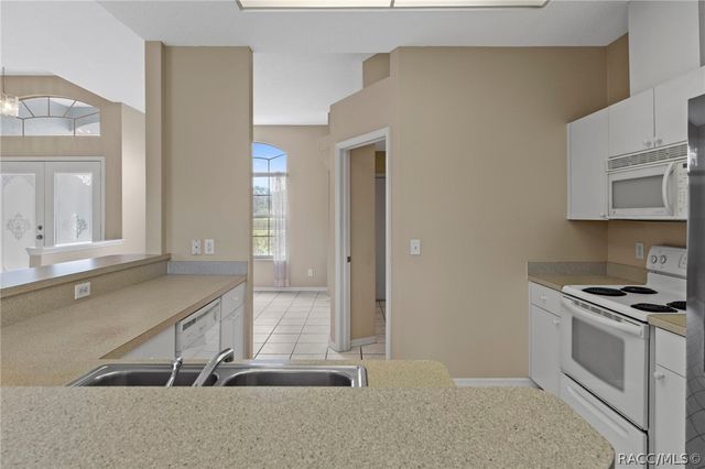 8424 E Zephyr Wing Court, Floral City, FL 34436