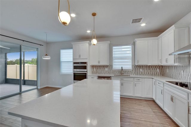 4622 DOVER BLUFF COURT, Valrico, FL 33594