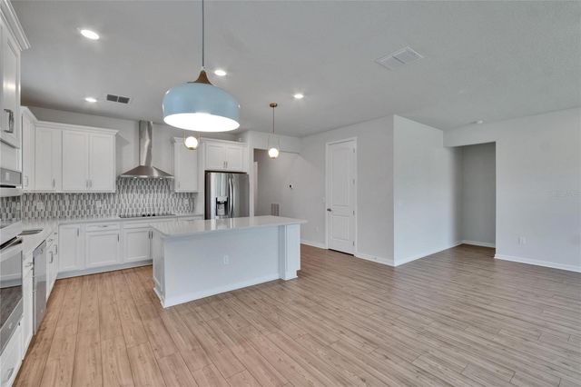 4622 DOVER BLUFF COURT, Valrico, FL 33594