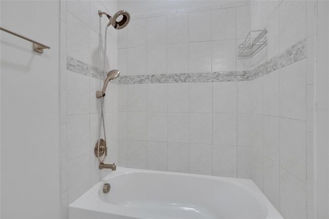 4622 DOVER BLUFF COURT, Valrico, FL 33594