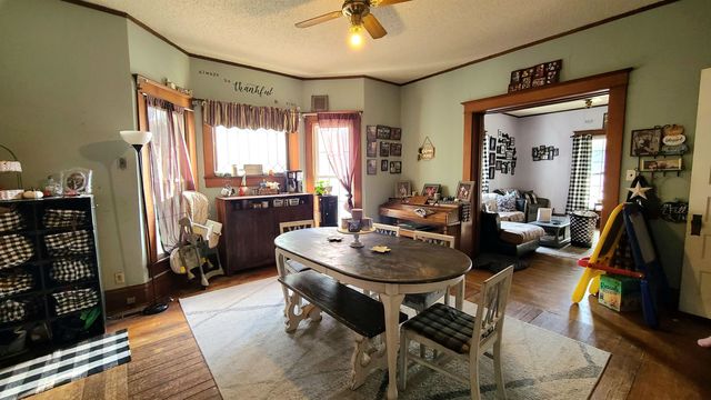 711 S Washington Ave, Wellington, KS 67152