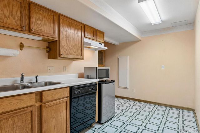 45412 Sun Country Drive, Elizabeth, CO 80107