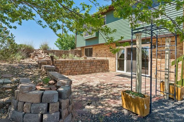 45412 Sun Country Drive, Elizabeth, CO 80107