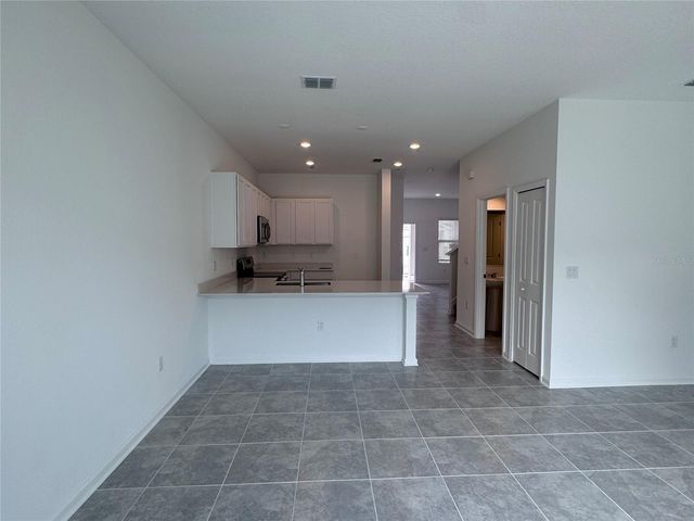 2494 SKYLINE LOOP, Kissimmee, FL 34759