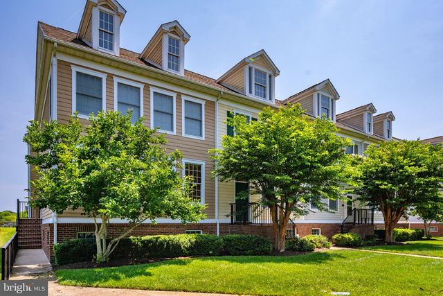 3 VILLAGE GREEN DR, Ocean View, DE 19970