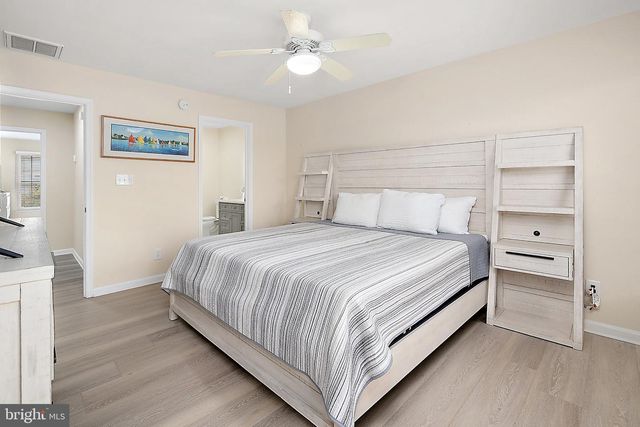 3 VILLAGE GREEN DR, Ocean View, DE 19970