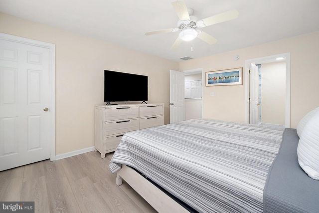 3 VILLAGE GREEN DR, Ocean View, DE 19970