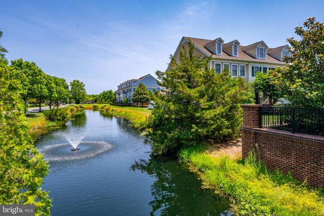 3 VILLAGE GREEN DR, Ocean View, DE 19970