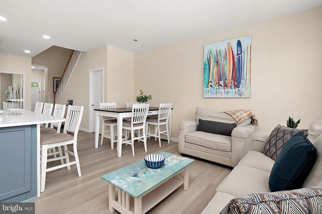 3 VILLAGE GREEN DR, Ocean View, DE 19970