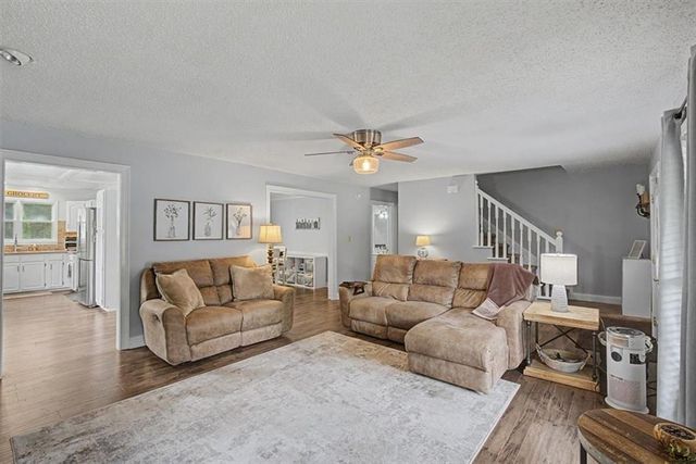 212 Berkeley Way, Dallas, GA 30157