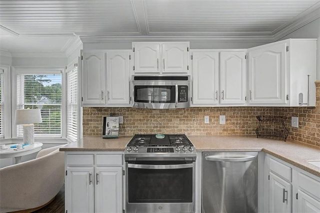 212 Berkeley Way, Dallas, GA 30157
